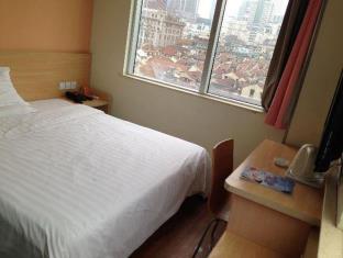 7 Days Inn Shanghai Nanjing Road Pedestrian Street II Branch