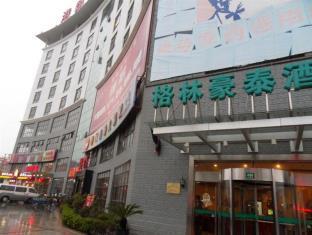 GreenTree Inn Shanghai Zhujing Hotel